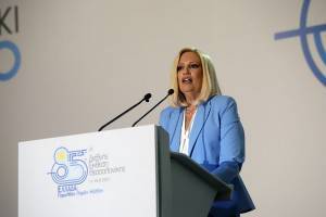 Γεννηματά: Το Πράσινο Κοινωνικό Συμβόλαιο για τη Νέα Αλλαγή-Οκτώ αλλαγές