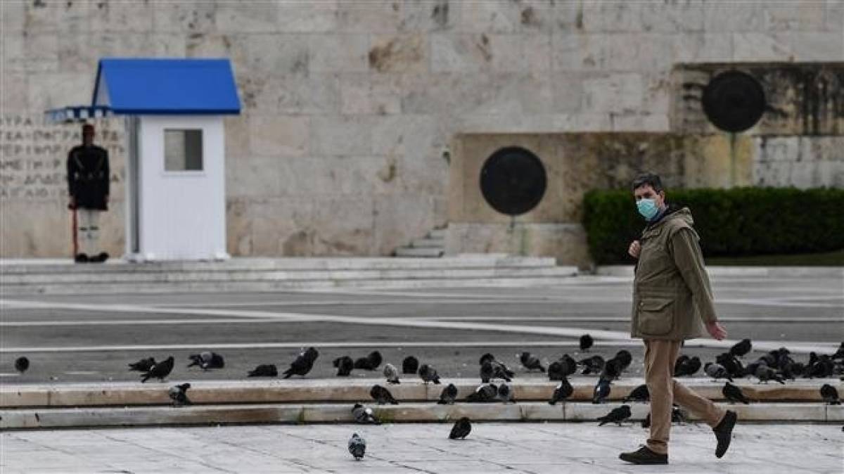 RND: «Εκπληκτικό φαινόμενο» η πειθαρχία των Ελλήνων απέναντι στον Covid-19