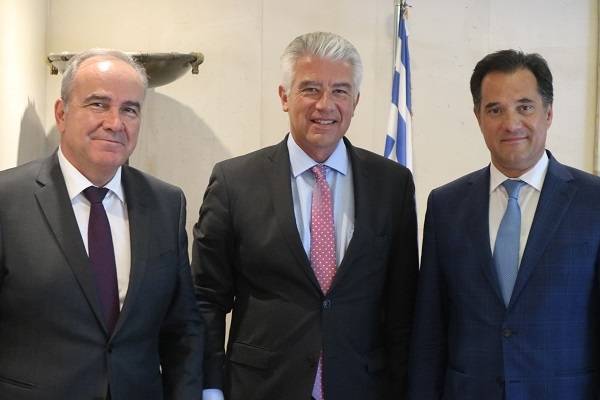 Επαφές Γεωργιάδη με τον νέο Πρέσβη της Γερμανίας