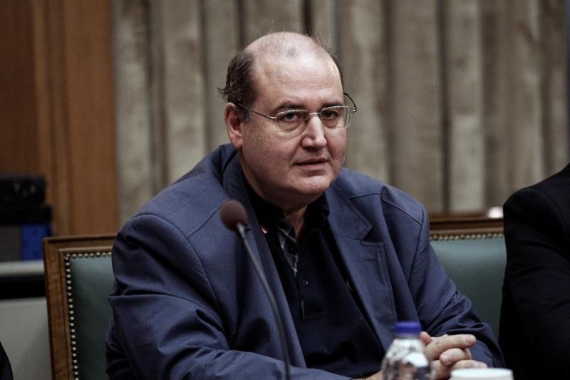 Φίλης κατά Καμμένου για τα F-16: Υπάρχει θέμα!