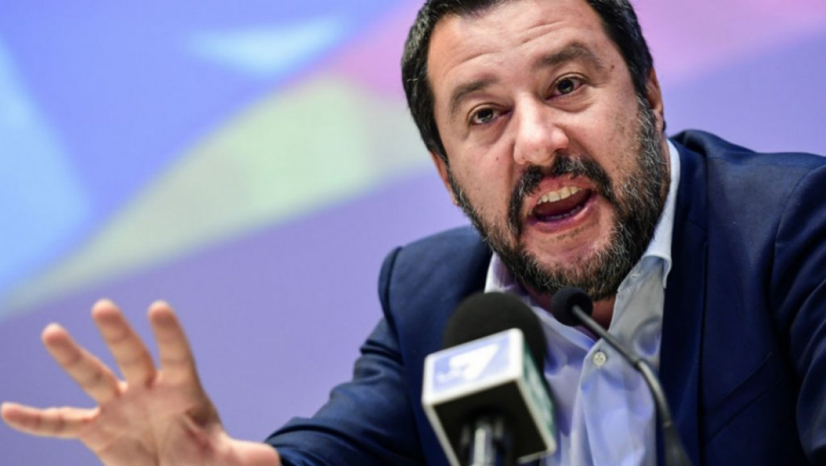 Επίθεση Σαλβίνι σε Μακρόν για το Ουκρανικό: «Να πάρει το όπλο και να πάει» – Διπλωματική ένταση στο Παρίσι