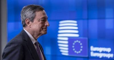 Spiegel: Ο Ντράγκι σχεδιάζει επανέναρξη του QE τον Νοέμβριο