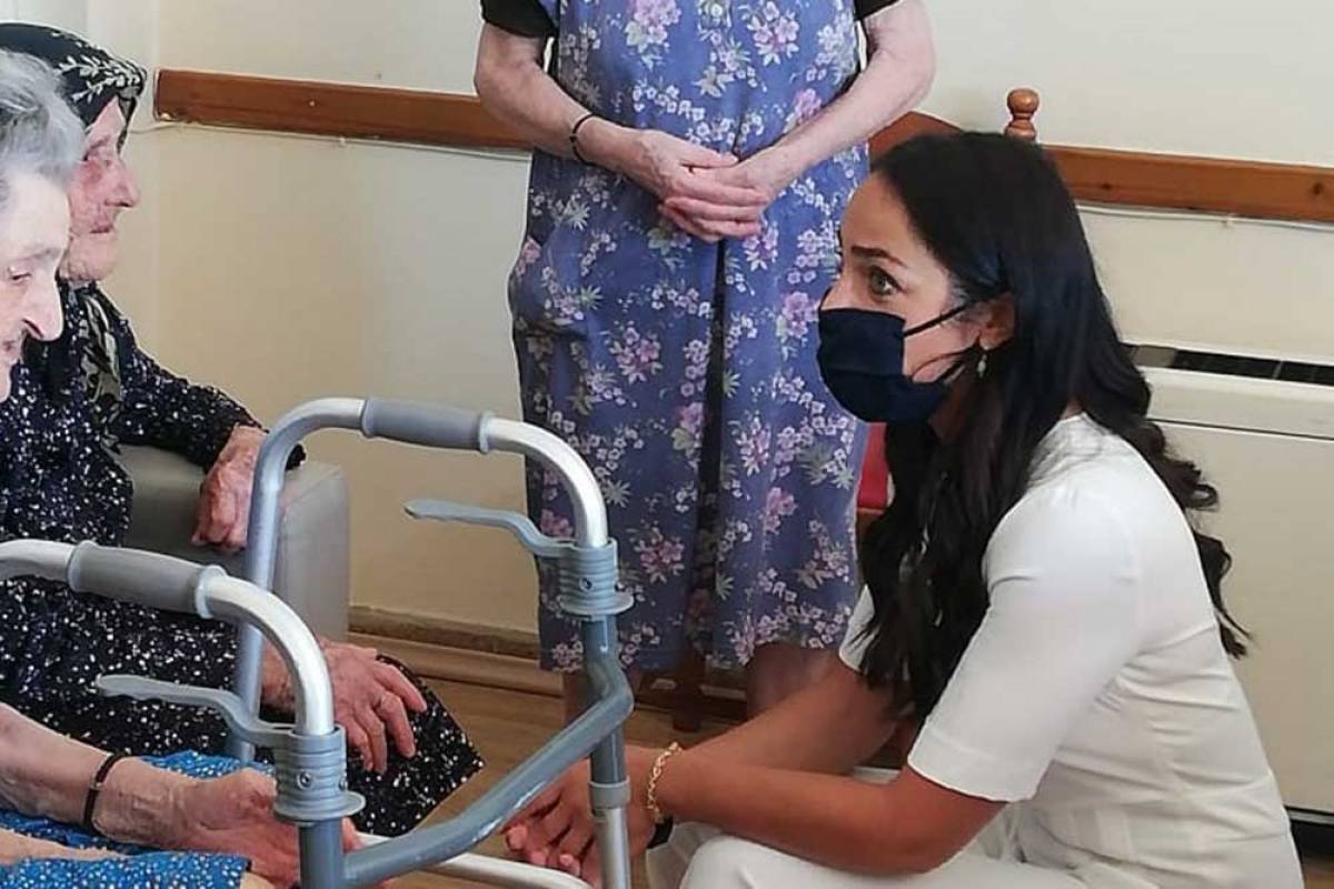 Στα Ιωάννινα η Μιχαηλίδου για τα μέτρα προστασίας στις προνοιακές δομές