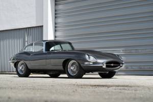 Μια κομψή 1963 E-Type Series 1 σε δημοπρασία