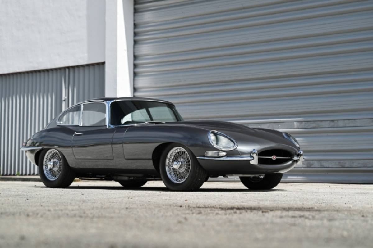 Μια κομψή 1963 E-Type Series 1 σε δημοπρασία