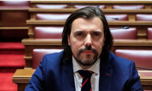 Δίνουν τα χέρια ΠΑΣΟΚ και Πέτρος Παππάς- Συναντάται με Ανδρουλάκη