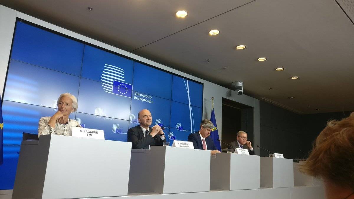 Σεντένο: Πρόγραμμα τέλος, οι ευθύνες παραμένουν-Μοσκοβισί: Αξιόπιστο πακέτο για χρέος