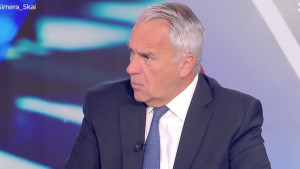 «Όλα καλά» με τον Αβραμόπουλο, υποστηρίζει ο Βορίδης