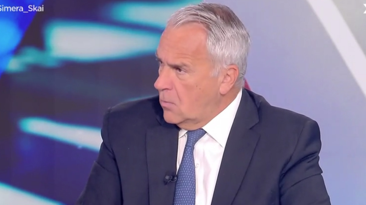 «Όλα καλά» με τον Αβραμόπουλο, υποστηρίζει ο Βορίδης