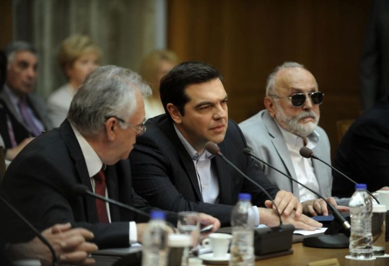 Προσφυγικό: «Μίνι» υπουργικό υπό τον Τσίπρα