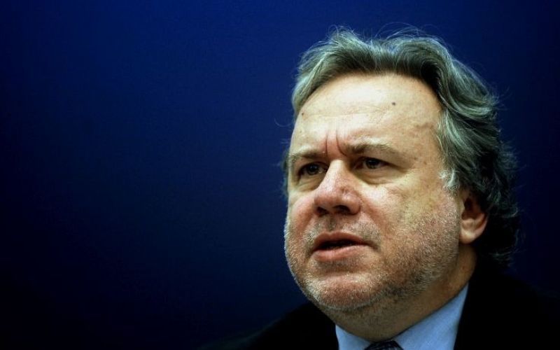 Απάντηση Κατρούγκαλου σε Παπαδημούλη:Καμία εξαίρεση σε βουλευτές