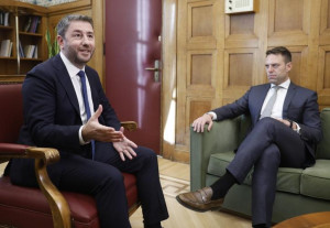 Δημοσκόπηση Pulse: Δεύτερο το ΠΑΣΟΚ- Δυσοίωνο το μέλλον του ΣΥΡΙΖΑ