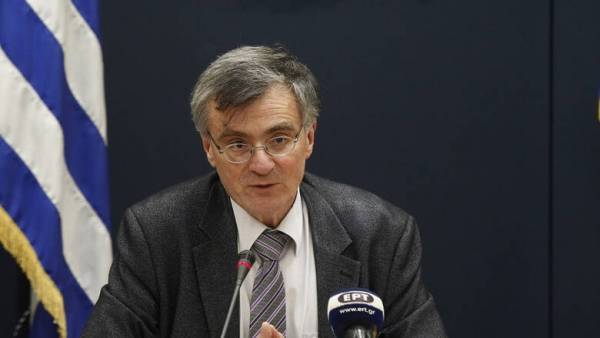 Τσιόδρας: 71 νέα κρούσματα- 892 συνολικά - 26 νεκροί