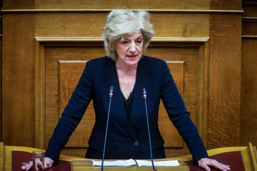 Αναγνωστοπούλου: Θα συγκροτήσουμε επιτροπή για το ζήτημα των εμπορικών σημάτων