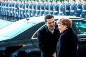 WSJ για Τσίπρα: Έσκαψε μόνος το λάκκο του