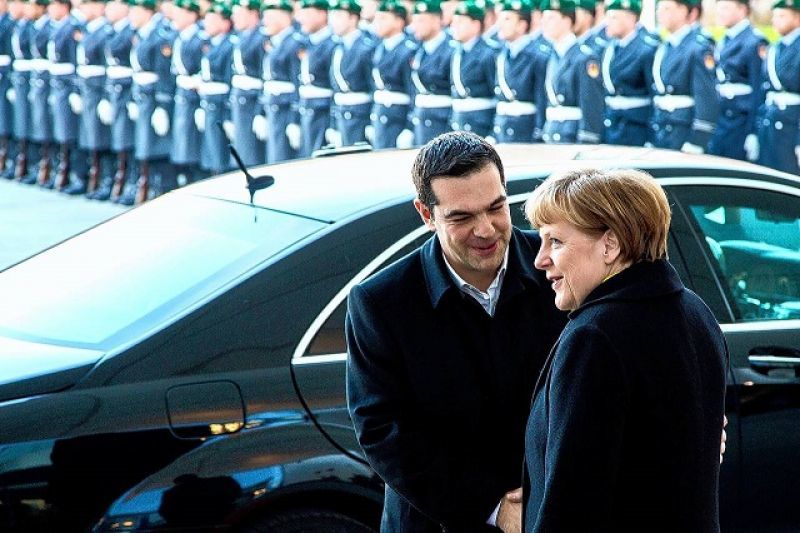 WSJ για Τσίπρα: Έσκαψε μόνος το λάκκο του
