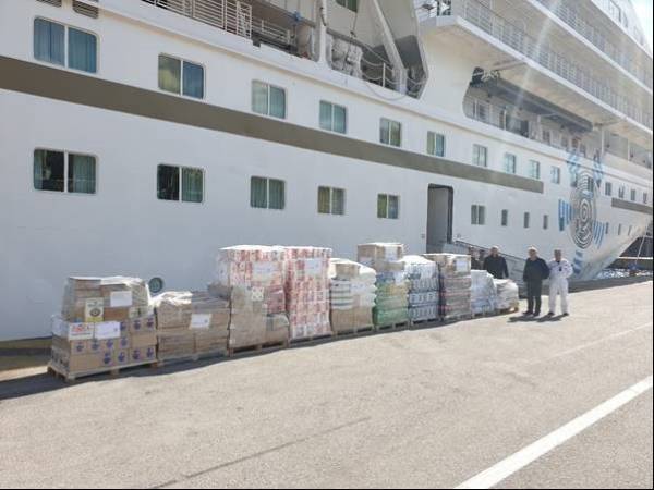 Η Celestyal Cruises στέκεται στο πλευρό της κοινωνίας