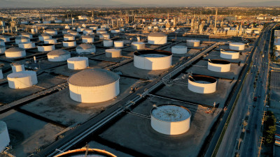 Σταθεροποιούνται οι τιμές του πετρελαίου- Ανεβαίνει το φυσικό αέριο
