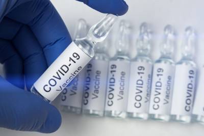 Η Ελλάδα δίνει 100.000 εμβόλια κατά της Covid-19 στην Τυνησία