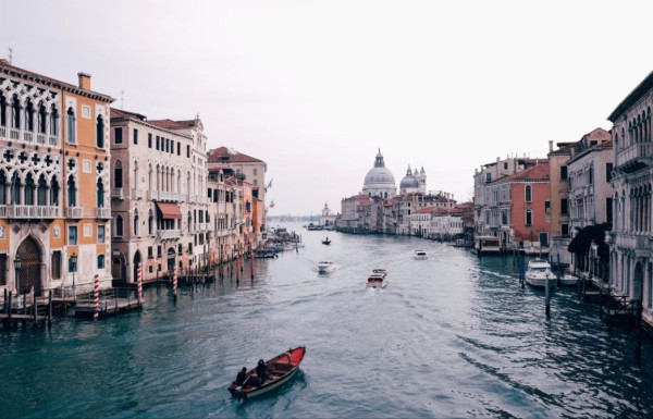 Βενετία: Η UNESCO θα προτείνει να μπει στη λίστα με τα μνημεία που βρίσκονται σε κίνδυνο