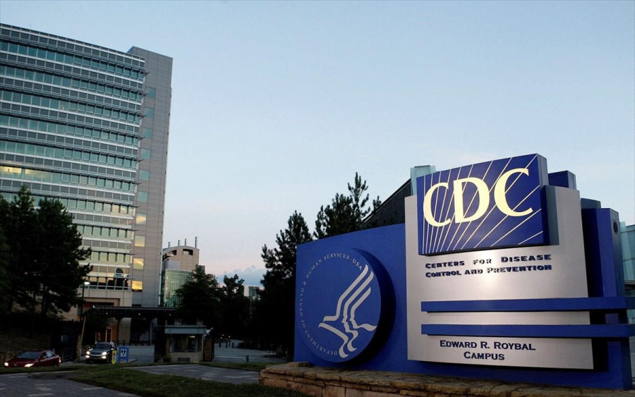 CDC: Τα ενισχυμένα εμβόλια είναι πιο αποτελεσματικά έναντι της Όμικρον