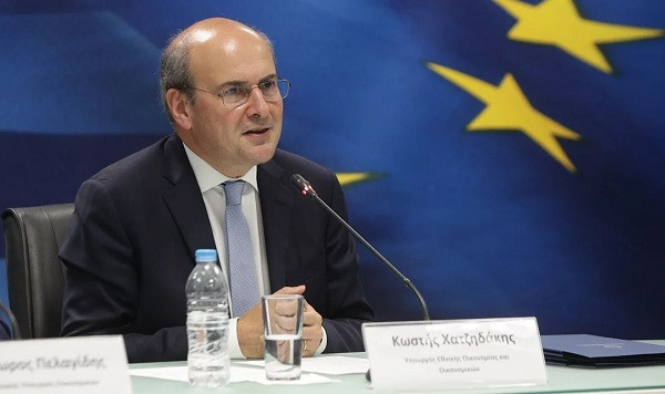 Χατζηδάκης: Λιγότεροι φόροι και μείωση της φοροδιαφυγής