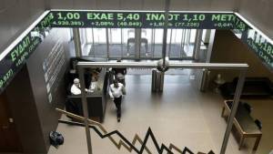 Μπροστά στην κομβική υπέρβαση το Χρηματιστήριο