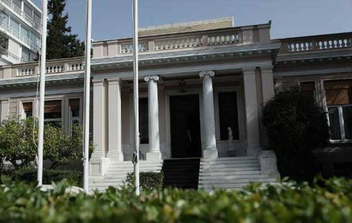 Μαξίμου:Ο Μητσοτάκης είναι απλά κατώτερος των περιστάσεων και εθνικά επιζήμιος