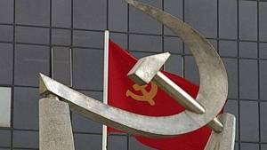ΚΚΕ: Η κυβέρνηση παίζει βρώμικο παιχνίδι με το εμβόλιο