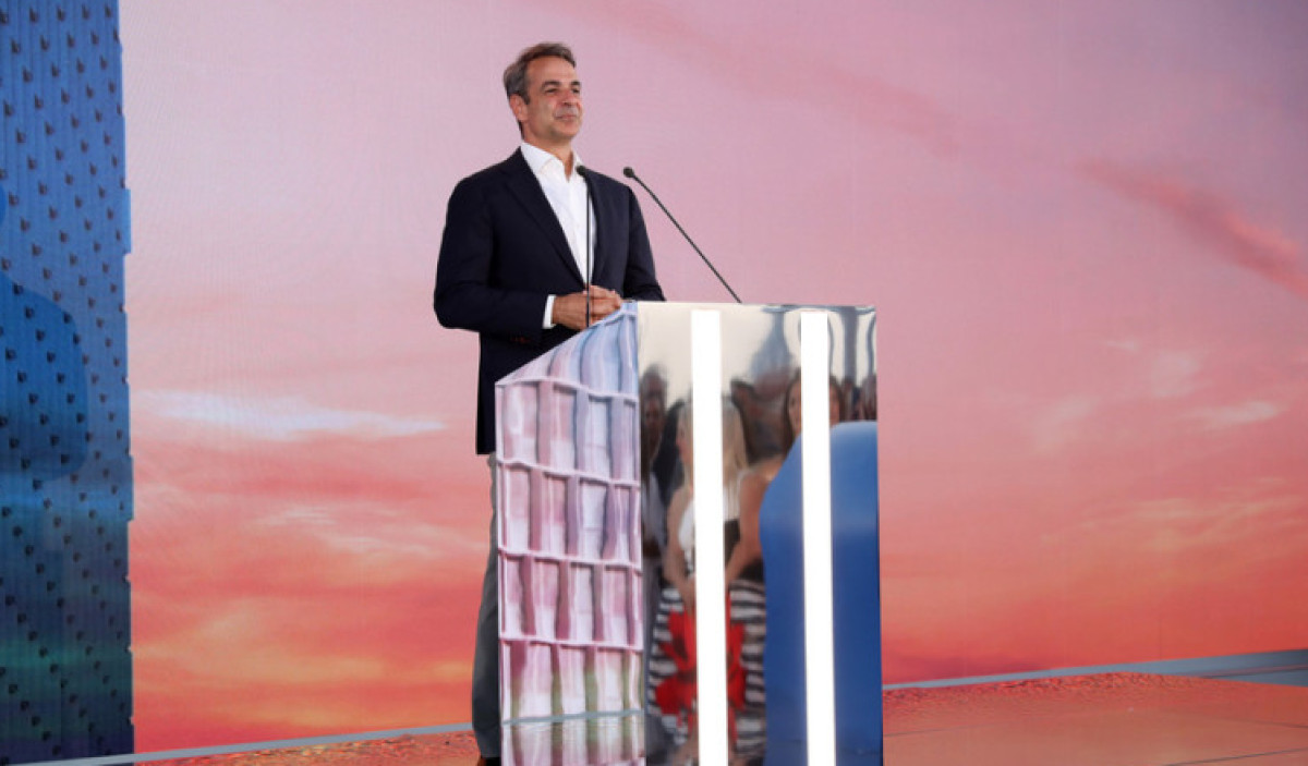Μητσοτάκης για τον Πύργο Πειραιά: Συμβολίζει μια πόλη που αλλάζει