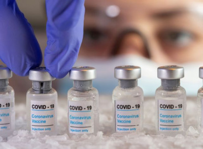 Νέες αποκαλύψεις, για τοξικές επιδράσεις εμβολίων της Pfizer, στις γυναίκες