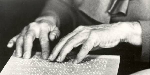 Ο άνθρωπος που «άνοιξε» τα μάτια των τυφλών
