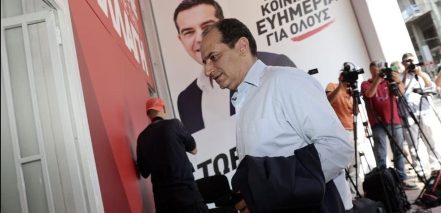 ΣΥΡΙΖΑ: Παραιτήθηκε από την Πολιτική Γραμματεία ο Σπίρτζης