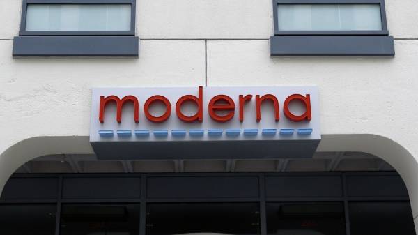 ΗΠΑ-FDA: Πλήρης έγκριση για το εμβόλιο της Moderna