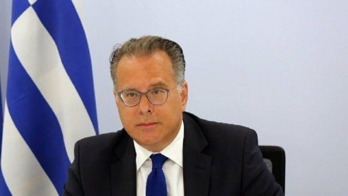 Σύσκεψη υπό τον Κουμουτσάκο για το μεταναστευτικό στα νησιά