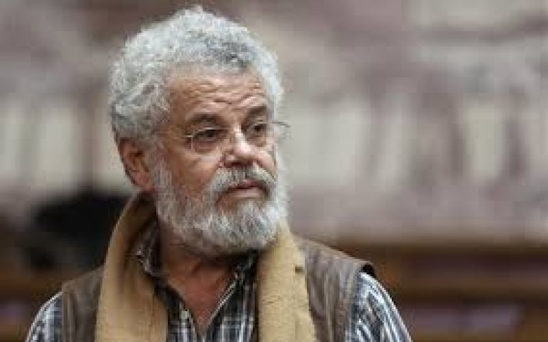 Μανιός: Δεν ψηφίζω μείωση του αφορολόγητου