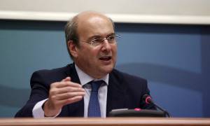 Χατζηδάκης: Στη φαντασία της αντιπολίτευσης η κατάργηση του 8ωρου