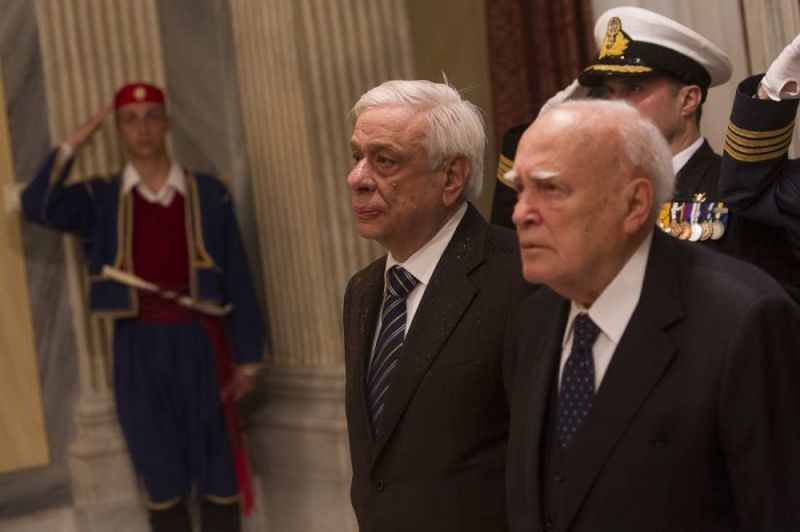 Συνάντηση Κάρολου Παπούλια με τον Προκόπη Παυλόπουλο