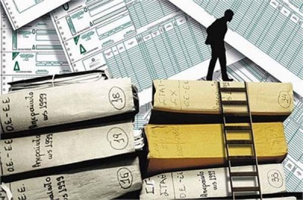 Μέσω μισθού θα εισπράττεται σταδιακά η εισφορά αλληλεγγύης