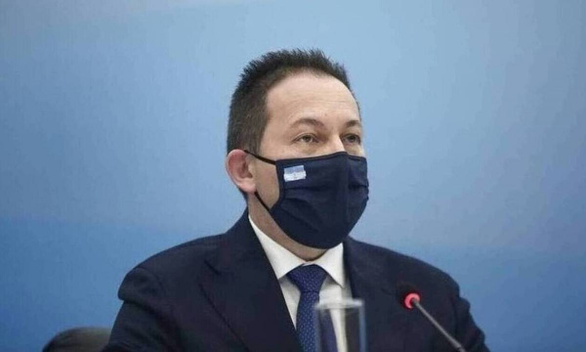 Πέτσας: Επανεξετάζεται το πλαίσιο λειτουργίας της εστίασης