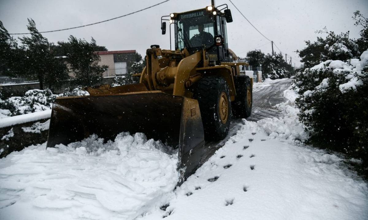 Καιρός- Έκτακτο δελτίο ΕΜΥ: Χιόνια και παγετός Κυριακή με Τρίτη