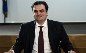 Πιερρακάκης: Να προστατέψουμε κάθε παιδί-Η αντιπολίτευση βλέπει τα πάντα εκλογικά
