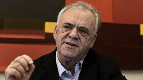 «Θετικές εκπλήξεις» στους επόμενους προϋπολογισμούς υπόσχεται ο Δραγασάκης