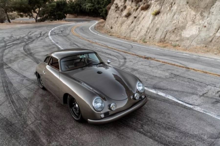 Η Porsche όνειρο του θρυλικού κιθαρίστα John Oates