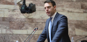 Επιτίθεται ξανά ο Κασσελάκης: Τώρα λένε «περάστε κόσμε» στους μετανάστες
