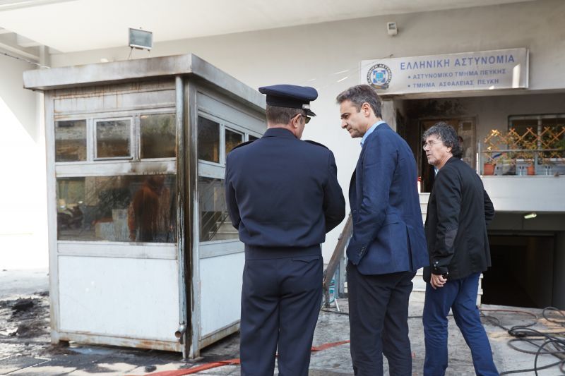 Μητσοτάκης σε Τσίπρα:Αφήστε την αστυνομία να κάνει τη δουλειά της