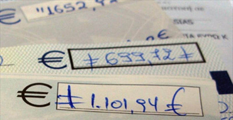 Μείωση μεγαλύτερη του 50% στις ακάλυπτες επιταγές για το πρώτο τετράμηνο