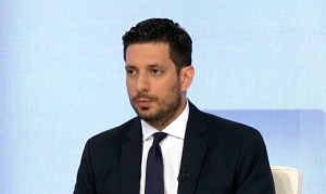Κυρανάκης: Η Αριστερά θρέφεται από το χάος – Προειδοποίηση για μεταφορά των επεισοδίων και στην Ελλάδα