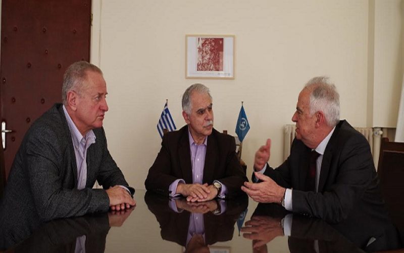 Τα ΕΛΠΕ «θερμαίνουν» τους πρόσφυγες