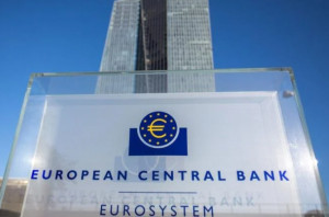 Διοικητές της ΕΚΤ βλέπουν μείωση επιτοκίων τον Ιούνιο